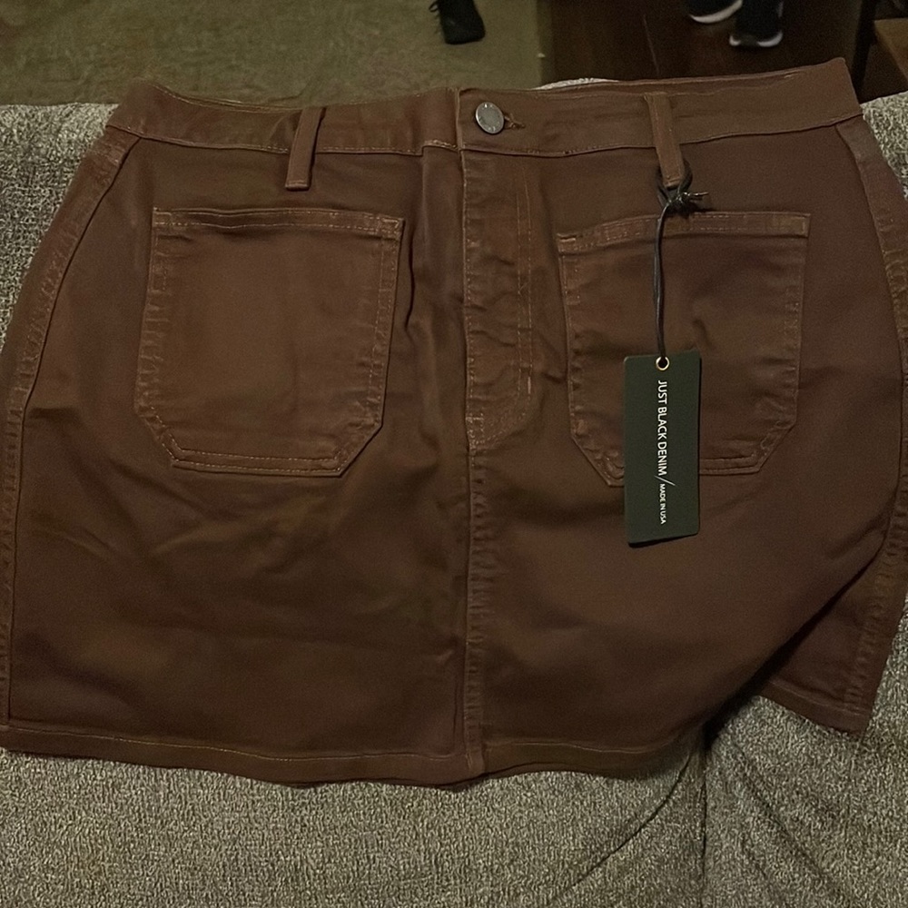 Brown denim skirt size L brand